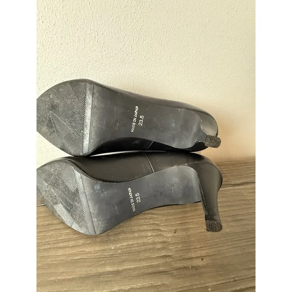 Mamian black pumps